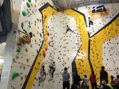 -问山MountQuest攀岩馆