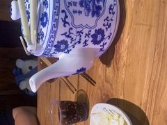 -先启半步颠小酒馆(白麓里店)