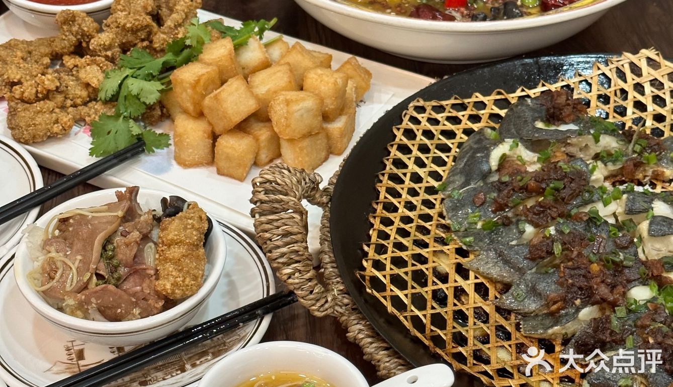 晋江！本地人都推荐的大排档。z