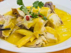 -东豪园林海鲜酒家(南港路辅路店)