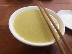 -宝瑞门钉肉饼店