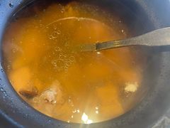 -八府香鸭·啫啫煲(华山路店)