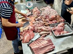 -标记美食新鲜猪杂(兴南大道店)