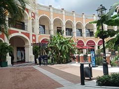 -佛罗伦萨小镇广佛名品奥特莱斯(疏港路店)