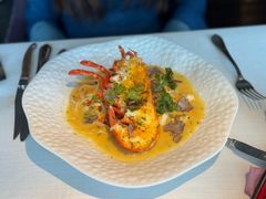 -弦月窗LUNETTE BY AMANDA(复兴路店)