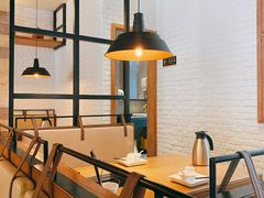 环境-拾味馆·浓鲜骨汤(光谷天地店)
