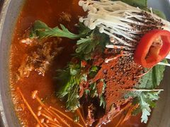 -喇喇排骨火锅·传统韩式脊骨汤(望京西园总店)