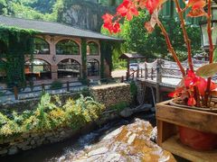 -北京水岸山吧度假村(雁栖镇店)