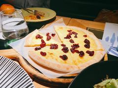 -春树下·树屋花房西餐厅(罍街AS1980店)