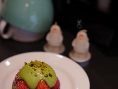 开心果草莓塔-black rainbow coffee