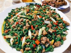 特色尖椒兔-江湖黑大兔(杨家坪店)
