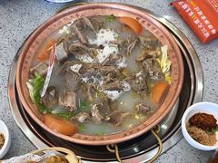 -阿婆情腊排骨火锅(金虹路店)