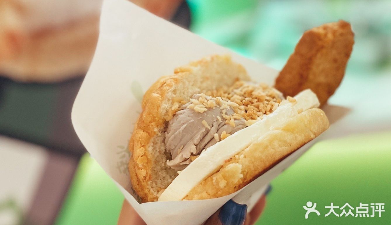  广州夏日｜世界第二好吃的现烤冰淇淋菠萝包