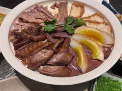 -潮界(LU·ONE凯德晶萃广场店)