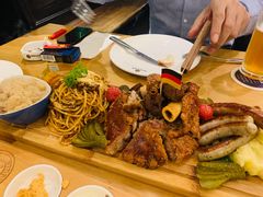 德式脆皮烤猪肘-天津普拉那啤酒坊(意风区店)