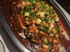 -江边城外烤全鱼(世茂广场店)