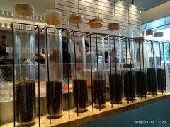 -喜茶(上海打浦桥日月光gelato lab+店)