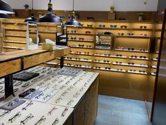 -罗伯特眼镜·蔡司官方授权(罗湖国贸店)