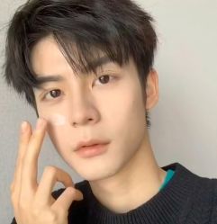 -HG美发设计沙龙