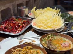 -萍姐火锅·公路夜市(武汉首店)