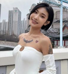 -丝语萱形象