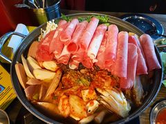 部队锅-MI WU FACTORY米屋美食工厂餐厅(绿地店)