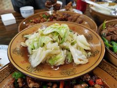 -一品红烧鸭特色川菜(三岔湖店)