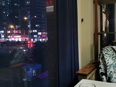 靠窗位-水边(郯城店)