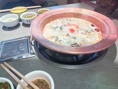 -阿婆情腊排骨火锅·野生菌季(古城旗舰店)