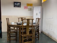 -龙顺园麻辣香锅(机场店)