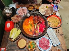 -周小明火锅(黑金冠社区店)