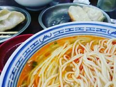 -黄阿姨锅贴大王(万航渡路店)