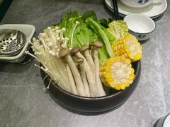 -品也·鲍鱼鸡火锅(皇庭广场店)