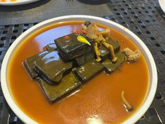 猴头菇酱汁扒黑豆腐-肴约·花园式餐厅(湖里店)