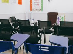 -龅牙兔儿童情商乐园(裕华旗舰店)