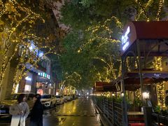 -青瓦炭韩潮烤肉(花园道店)
