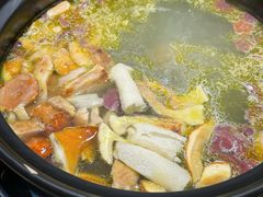 -一朵菌·野生菌探索家火锅(南亚店)
