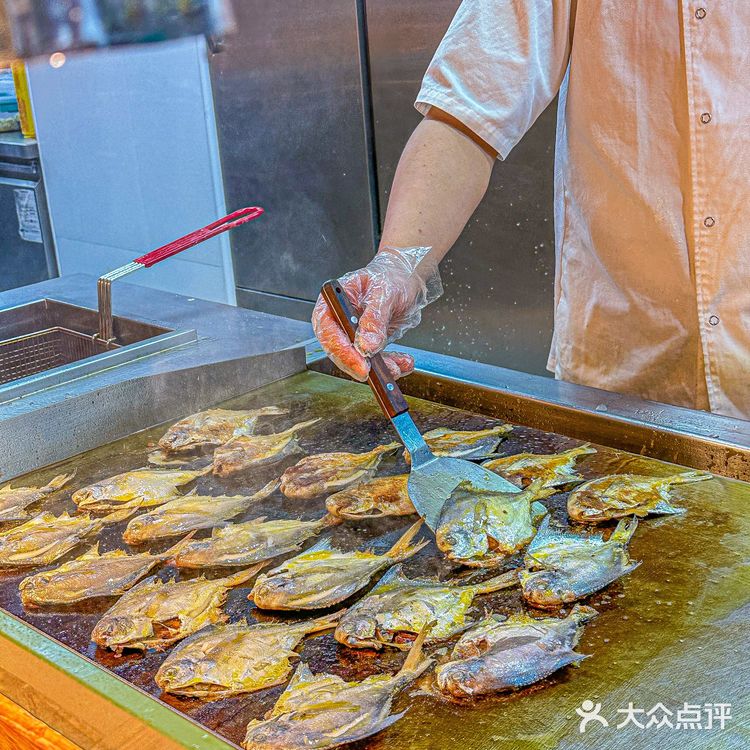 广州打工人食堂CBD又多开了一家！