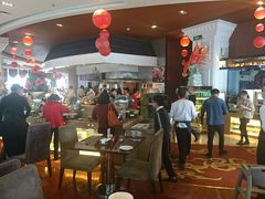 大堂-荣誉国际酒店-云顶旋转餐厅