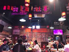 大堂-蚝堡海鲜·威海菜·海肠捞饭·烧烤·亚洲吃蚝公司(幸福门店)