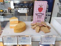 面包甜点陈列柜-小樽洋菓子铺LeTAO(华润时代店)