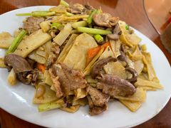 -正宗高流河饭店原创风姜鸡