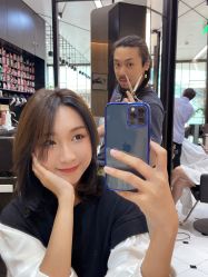 -HAIR CORNER