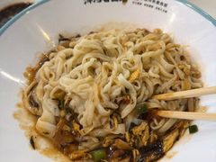 -浑河春面馆·老北京非遗鹿角面(良乡店)