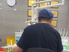 -上海仁爱医院口腔科 · 种植