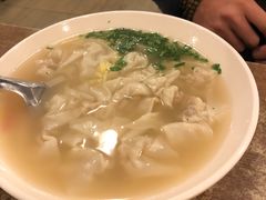三鲜馅馄饨-小倩倩•鸡汤馄饨(江西路创始店)