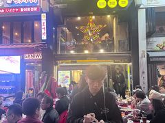 -BHC炸鸡(明洞总店)