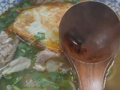 -钢阳酸菜红烧牛肉面(季乐路店)
