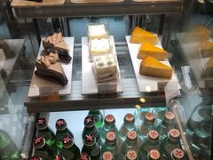 栗子千层蛋糕-DOUTOR德咖伦(吴江路店)