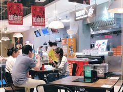 大堂-盒马鲜生(文景博乐里购物广场店)